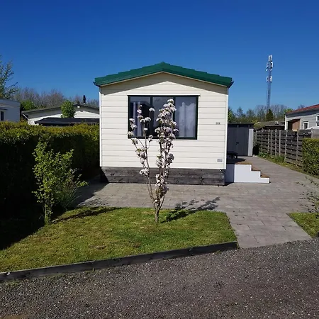 Chalet Cozy Near Amsterdam At Venhop *