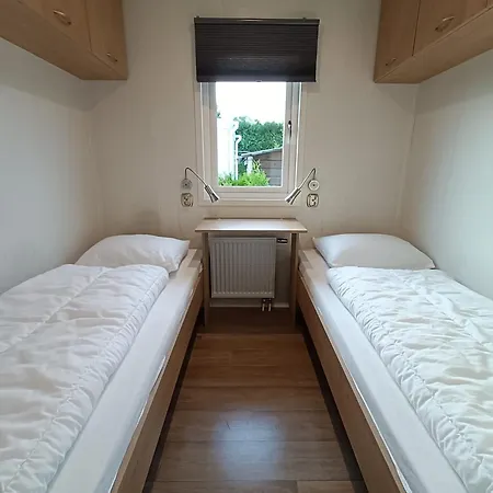 Chalet Cozy Near Amsterdam At Venhop Berkhout